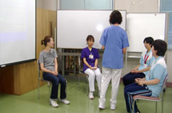 看護サービス委員会