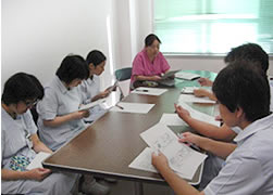 看護助手教育